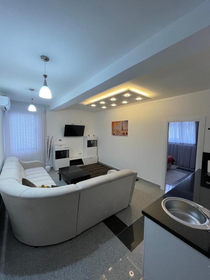 Luna Apartment Νόβι Πάζαρ Εξωτερικό φωτογραφία